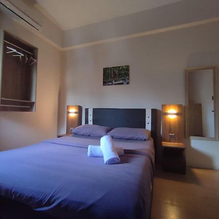 Step-In Lodge Kota Kinabalu Bagian luar foto