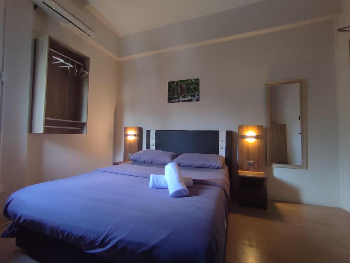 Step-In Lodge Kota Kinabalu Bagian luar foto